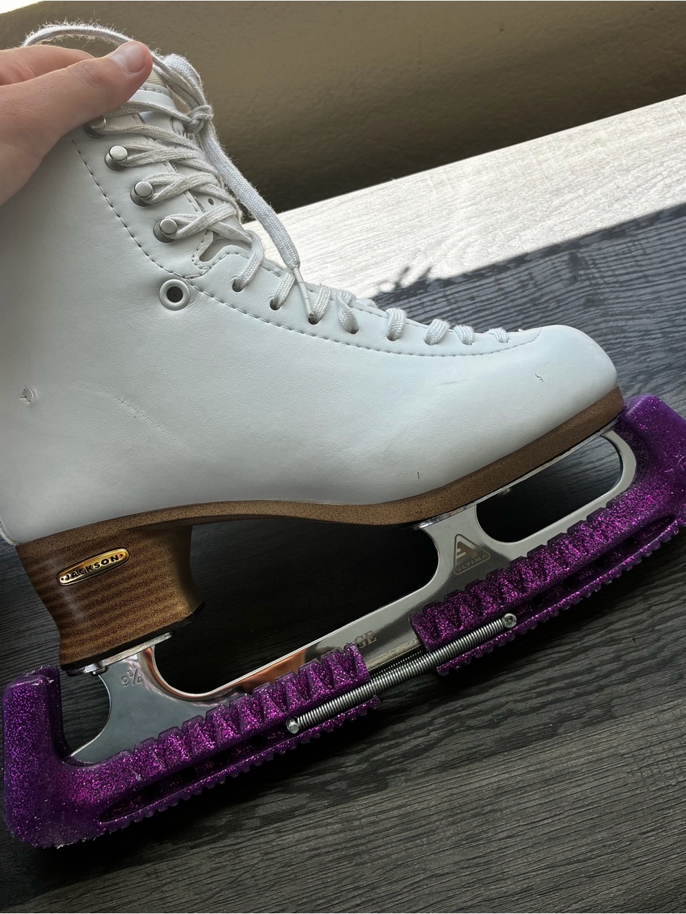 Jackson Elle FS2130 Figure Skates 5W Wide Ultima Mirage Blades Swarovski w/ box - Picture 3 of 16
